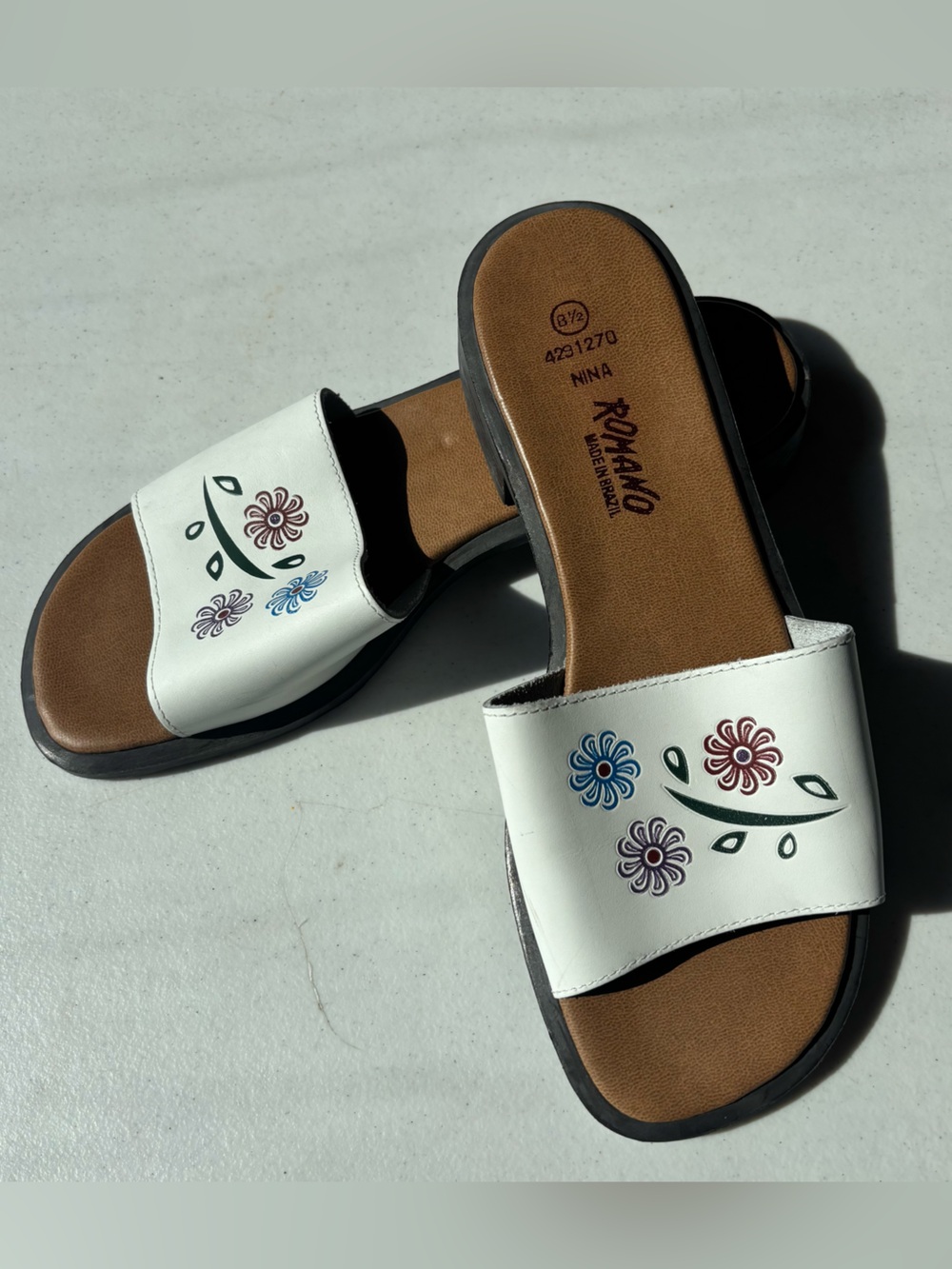 Romano Nina Vintage White Leather Floral Slide Sandals Size 8.5 Brazil Low Heel